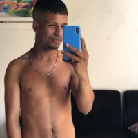 comebruja5000's Profile Pic