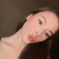 BeautyLyn's Avatar Pic