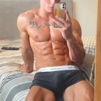 Hornyyoungstud123 webcam