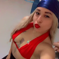 ccristina's Profile Pic