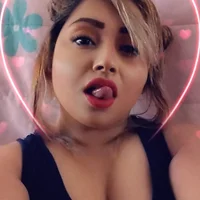 Abril_hirl's Profile Pic