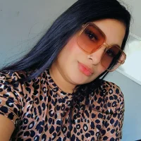 Maddy_k Adlı Modelin Avatarı