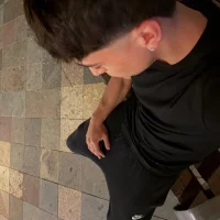 Andrexxxitoo Adlı Modelin Avatarı