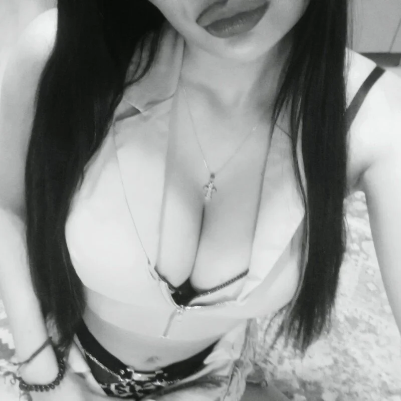 Sofa_crystaa profile photo