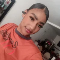 Rose__taylor's Profile Pic