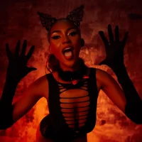 รูปโปรไฟล์ของ Izzie_Sugar