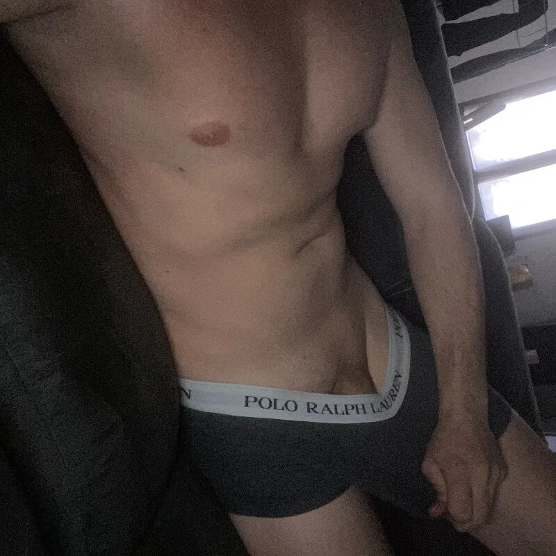 Tomhot3869 profile photo