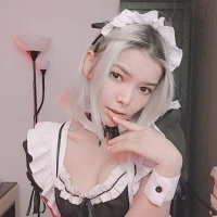 รูปโปรไฟล์ของ LeonaWay