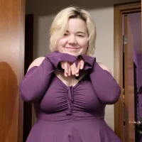 bloomingrosebud's Profile Pic