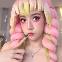 NaomiShimizu Gambar Avatar