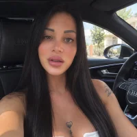 vanny1998's Profile Pic