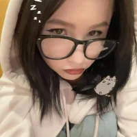 GentleWhisperie webcam