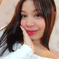 Mia_Scarlett18's Avatar Pic