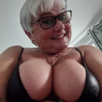 suesinner's Avatar Pic