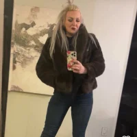 AnnieBee3@xh's Profile Pic