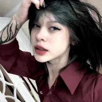 รูปโปรไฟล์ของ maddie-veil