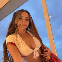 gaby_e's Profile Pic