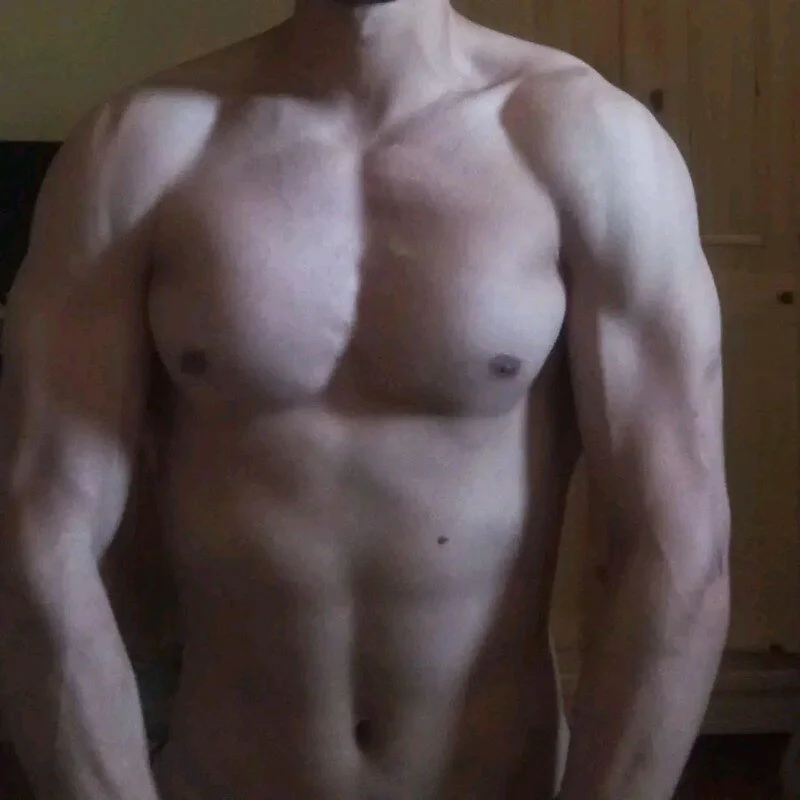 NchadeeQ_n7wiiiQ profile photo