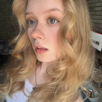 ShyGirl145s profilbillede