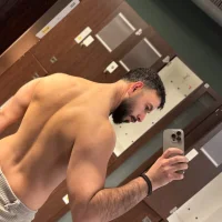 תמונת פרופיל של Aky030