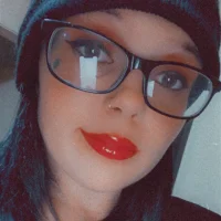 lilreddlove1313's Profile Pic