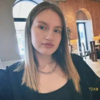 eva_enjoy's Profile Pic
