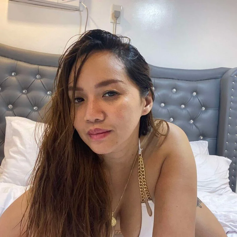 chloe_wonderlust