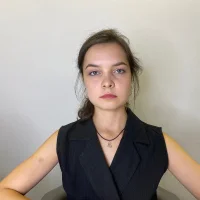 HollyHilI's Profile Pic