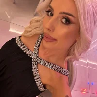 AudreyZanne's Avatar Photo