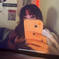 CharleySprkl's Avatar Pic