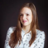 Laura_Barry Φωτ, Προφίλ