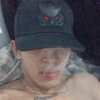 Deivyy1's Profile Pic
