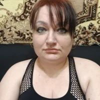 Arina-Love's Avatar Photo