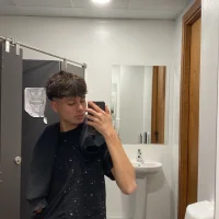 XxXtrei17's Profile Pic