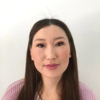 YvonaLaperr's Avatar Photo