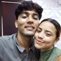 Daniel_and_Zoe's Profile Pic