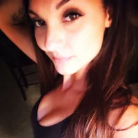 angelhayes's Profile Pic