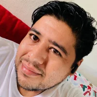 Ces_R's Profile Pic
