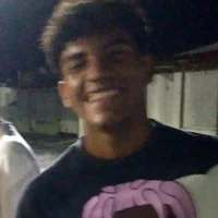 Carliitxz's Avatar Pic