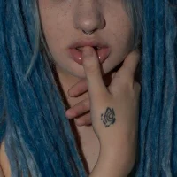 Elieiza_xo's Avatar Pic