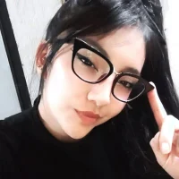 mia_moondark's Profile Pic