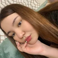 LillianRowe's Profile Pic