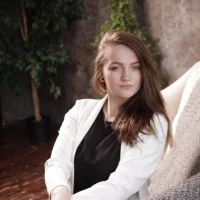 ariana_pinky's Profile Pic