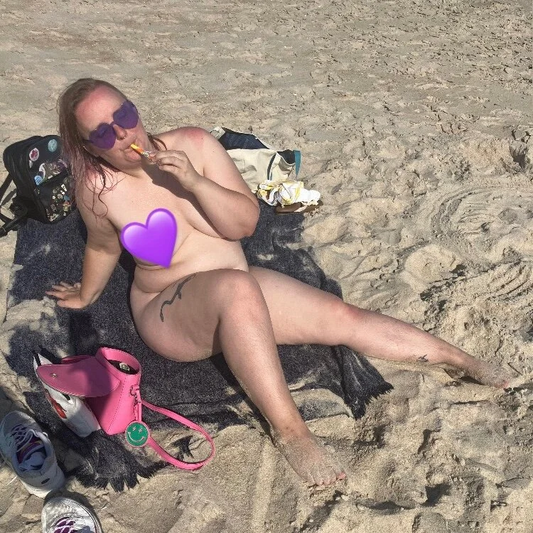 PeachesLair profile photo