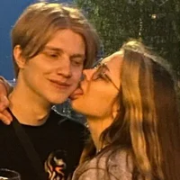 RedSparrow__s profilbillede