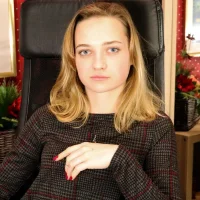 LizzyKnight's Profile Pic