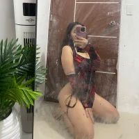 bustystudent02