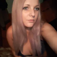 nicholenewlove's Profile Pic