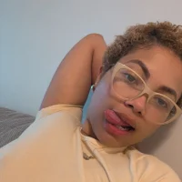 ashleee's Profile Pic