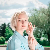 EdytEsser's Profile Pic